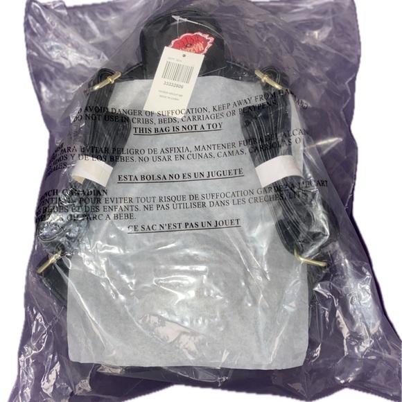 HAZBIN HOTEL MINI BACKPACK - Picture 6 of 8